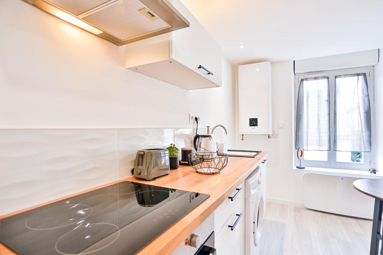 Little Factory - T2 Avec Parking Apartment Vierzon Ngoại thất bức ảnh